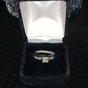 1.3kt Emerald Cut Diamonds and Bagets